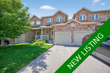 Holly Townhouse Condominium for sale: 2 bedroom 979 sq.ft. (Listed 2025-09-01)